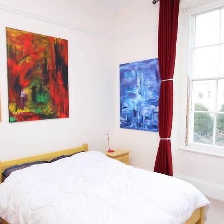 Stunning Arty Apartment In The Heart Of Clifton 布里斯托 外观 照片