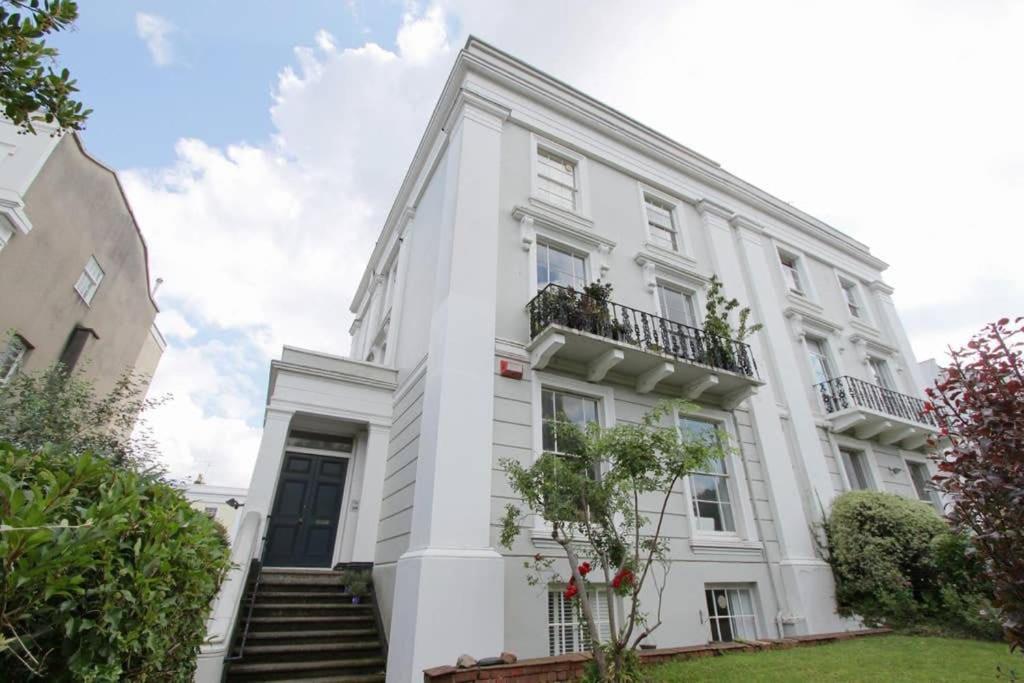 Stunning Arty Apartment In The Heart Of Clifton 布里斯托 外观 照片